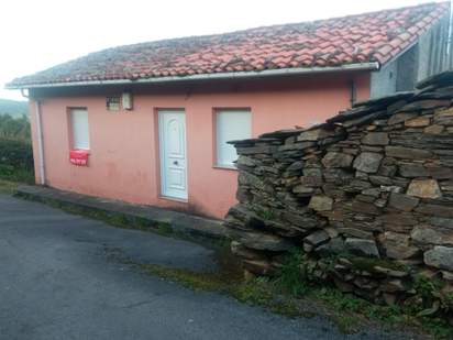 Vista exterior de Finca rústica en venda en Cudillero amb Jardí privat