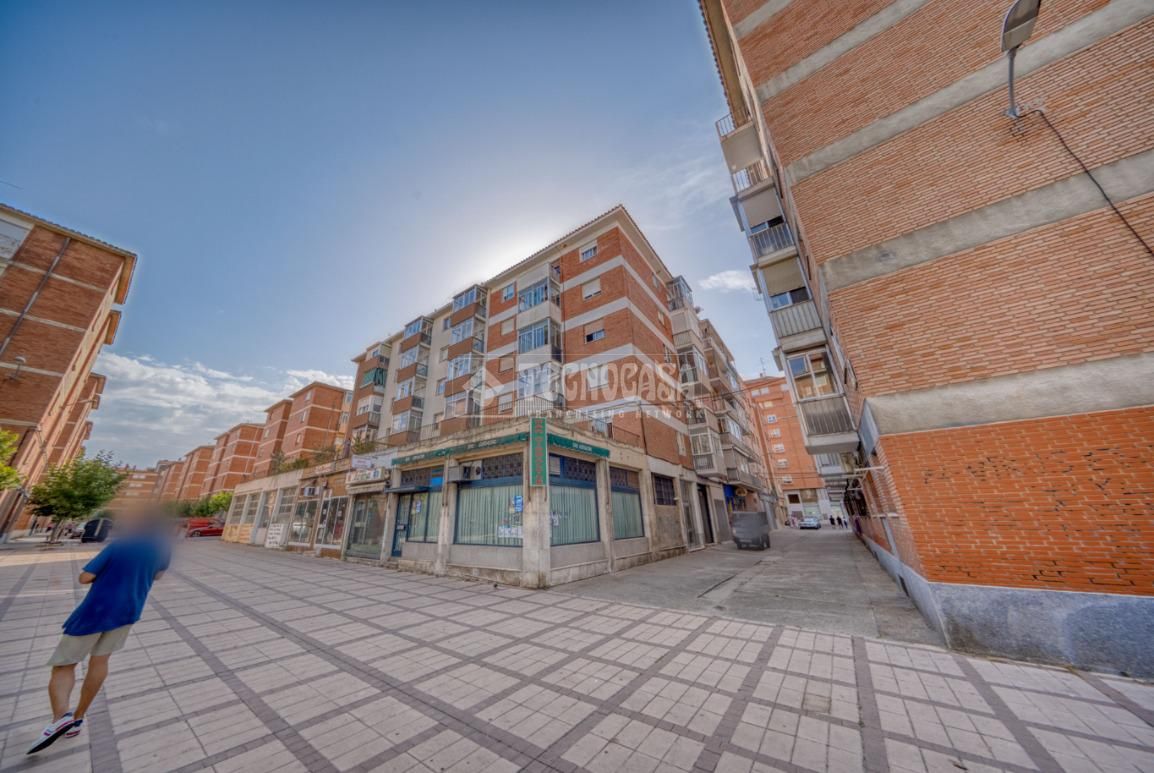 Exterior view of Flat for sale in Palencia Capital  with Heating and Terrace