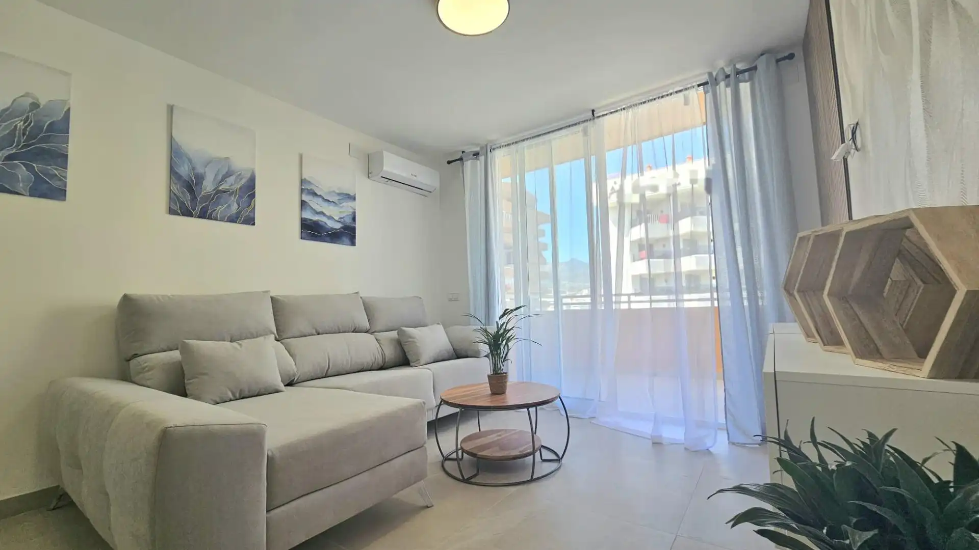 Dormitori de Pis en venda en Fuengirola amb Aire condicionat, Calefacció i Terrassa