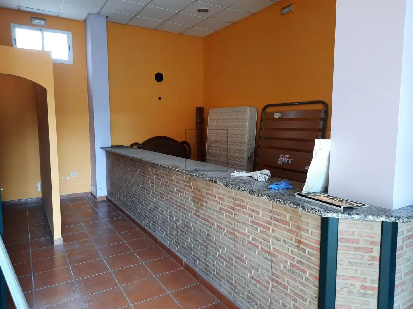 Local comercial en venta en Travesía Bazán, imagen 2