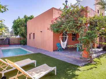 Chalet con piscina en venta en CEDRO