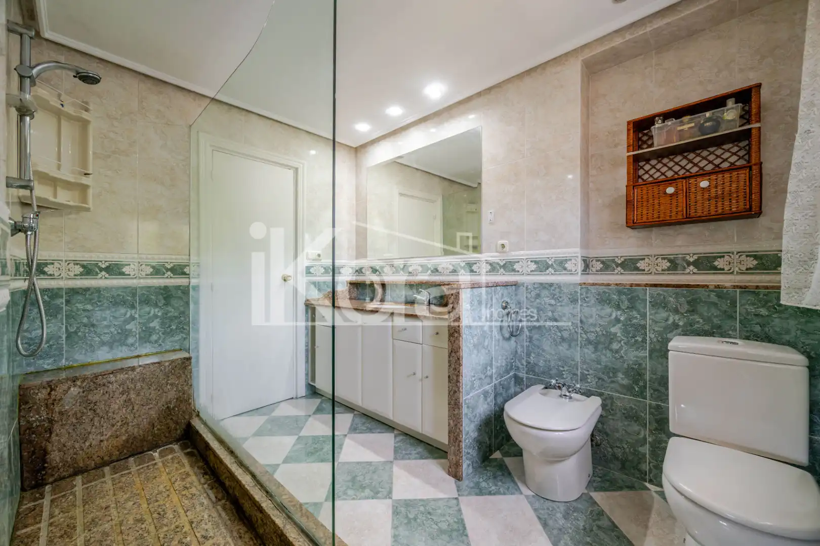 Baño de Casa o chalet en venta en Usurbil con Jardín privado, Parquet y Terraza