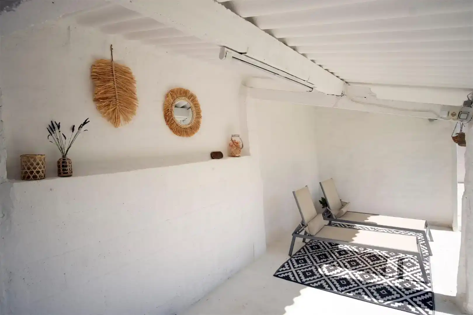 Terrassa de Casa o xalet en venda en Vigo  amb Jardí privat, Parquet i Moblat