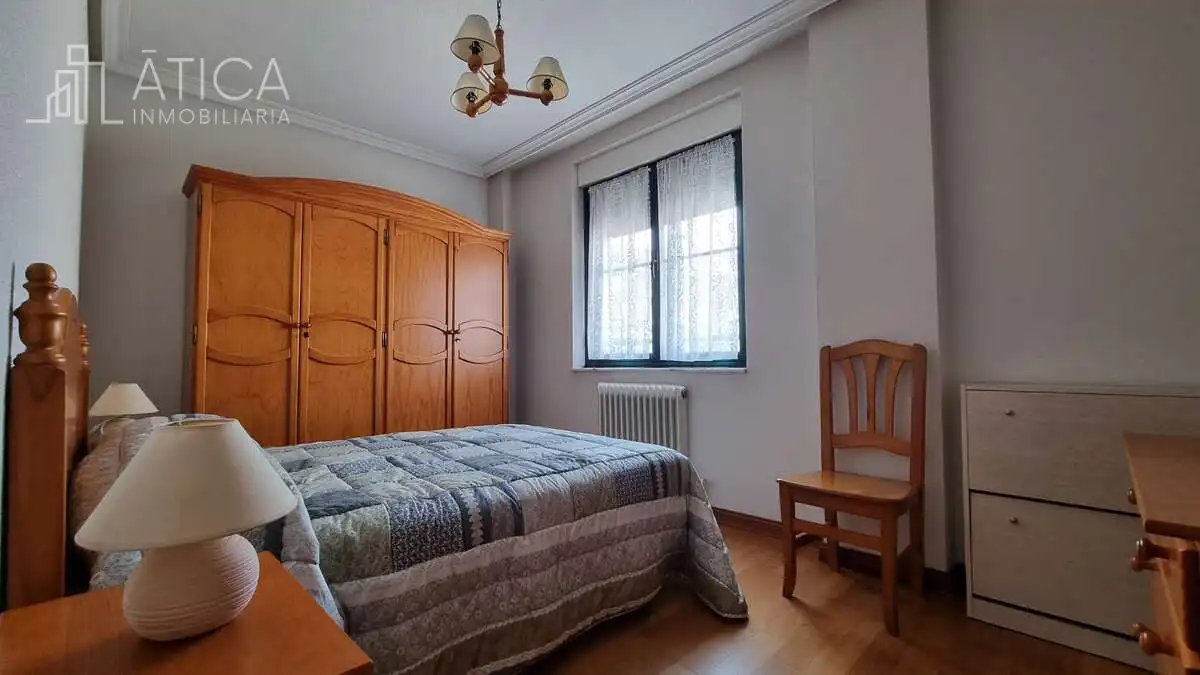 Piso de alquiler en Capuchinos - Glorieta - Ciudad Jardín