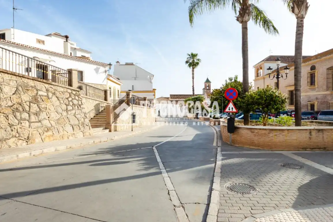 Vista exterior de Casa o xalet en venda en Vélez-Málaga amb Terrassa i Balcó