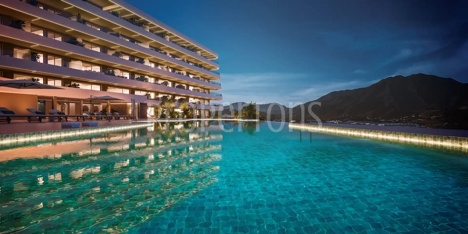Piscina de Piso en venta en Estepona