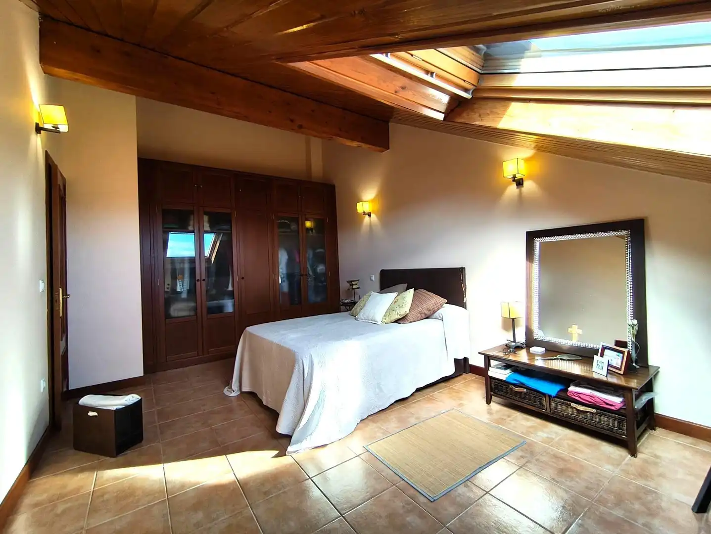 Habitación de Casa adosada en venta en Medio Cudeyo con Calefacción, Jardín privado y Terraza