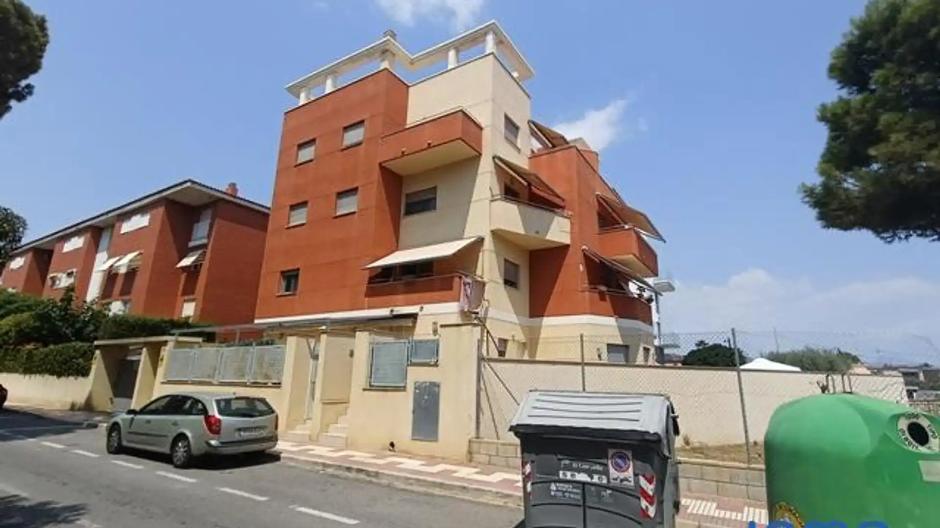 Vista exterior de Apartamento de alquiler en El Campello con Aire acondicionado, Calefacción y Parquet