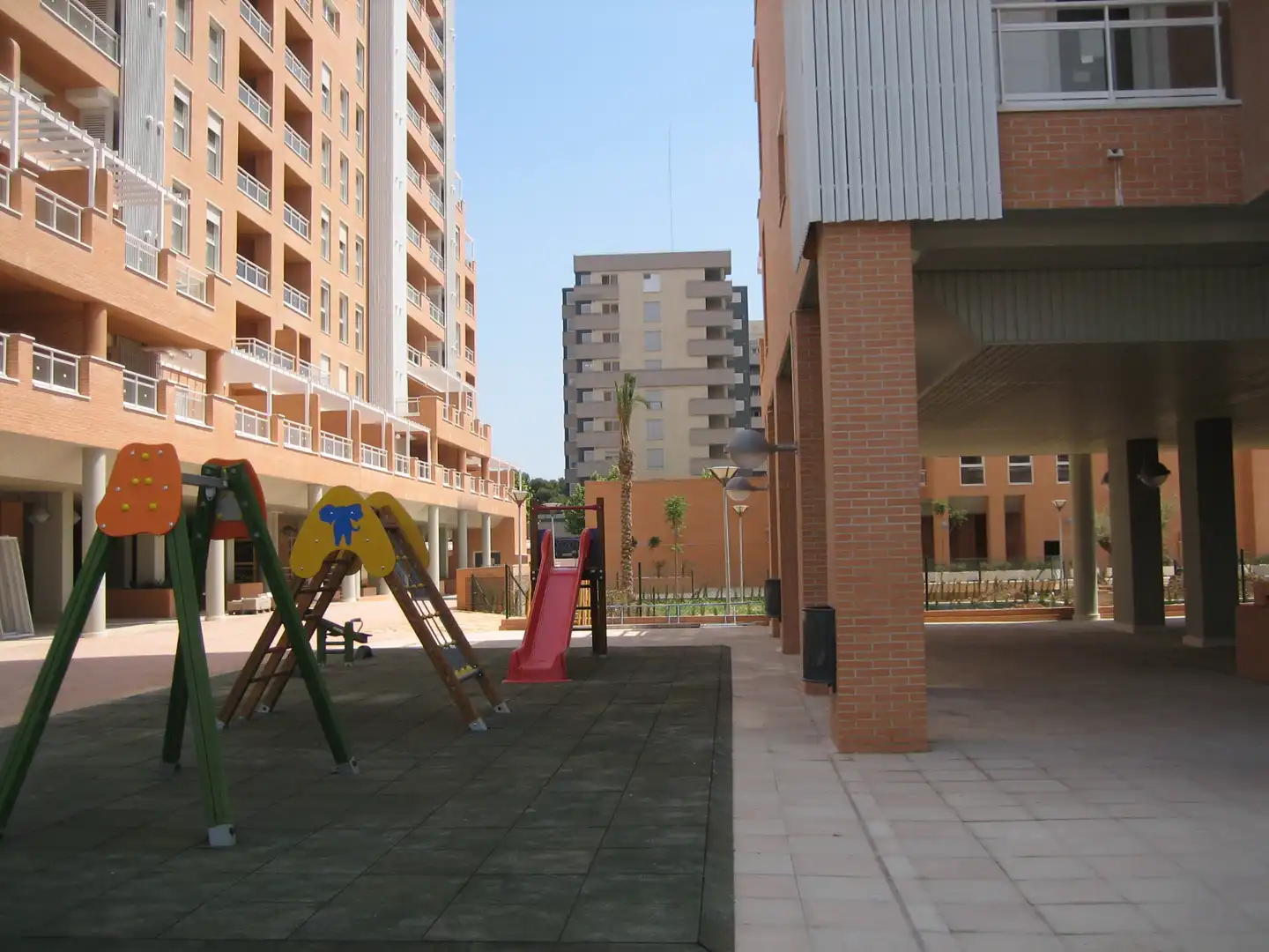 Individual with lift for sale in Avinguda del Mestre Rodrigo 105, imagen 4