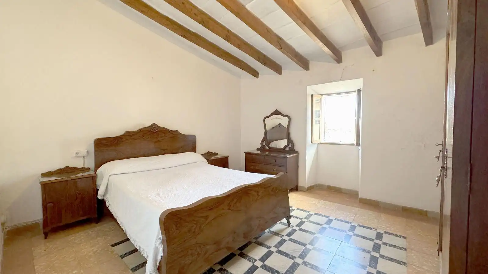 Habitación de Casa adosada en venta en Pollença con Terraza y Balcón