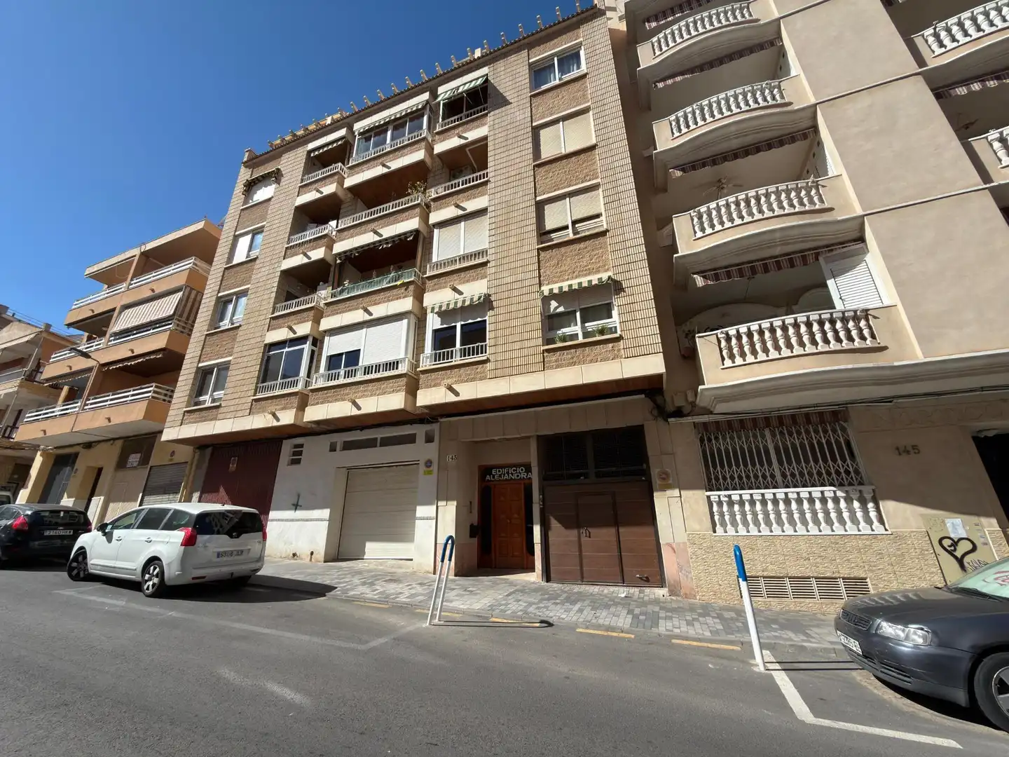 Außenansicht von Wohnungen zum Verkauf in Torrevieja mit Klimaanlage, Möbliert und Balkon