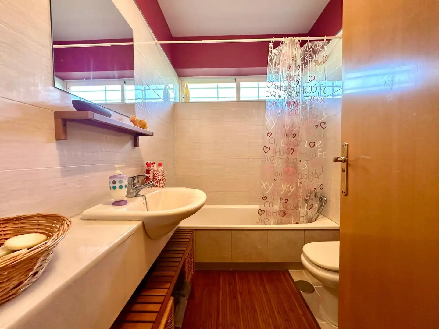 Baño de Planta baja en venta en Almería