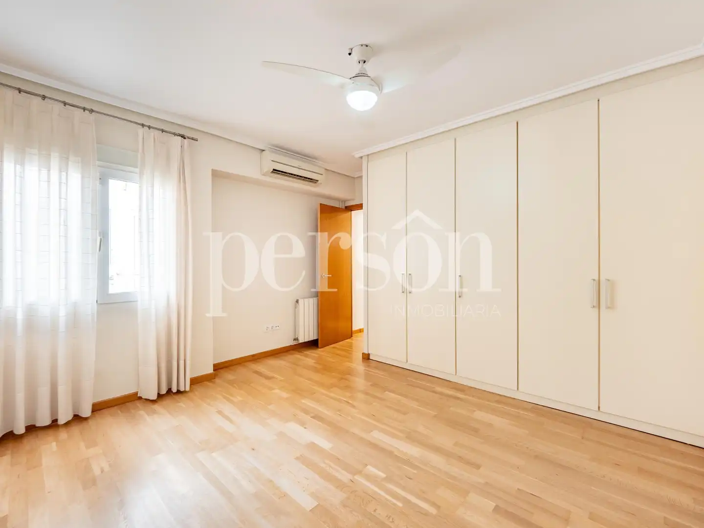 Flat with terrace for sale in Extramurs, imagen 30