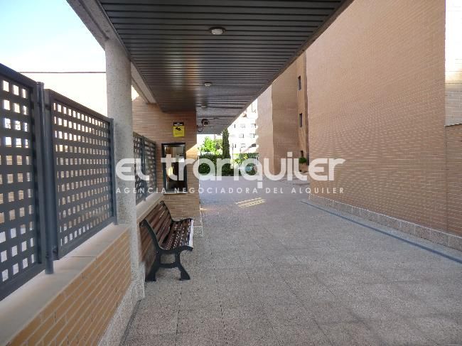 Vista exterior de Pis en venda en San Sebastián de los Reyes amb Aire condicionat, Traster i Piscina