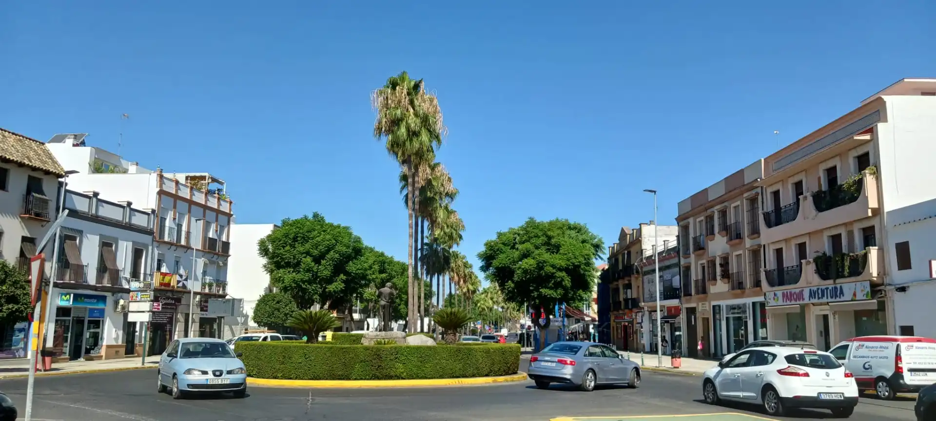 Exterior view of Commercial properties for rent in Utrera  with Terrace