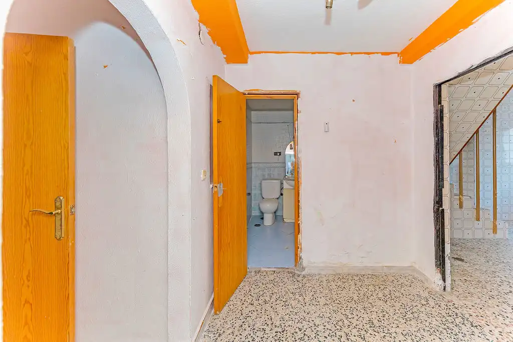 Houses for sale in C/ Casas Viejas, Aguilar de la Frontera