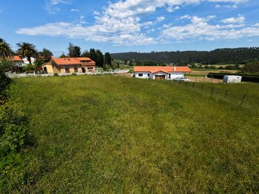 Wohnbaugrundstück zum Verkauf in Luanco - Aramar - Antromero