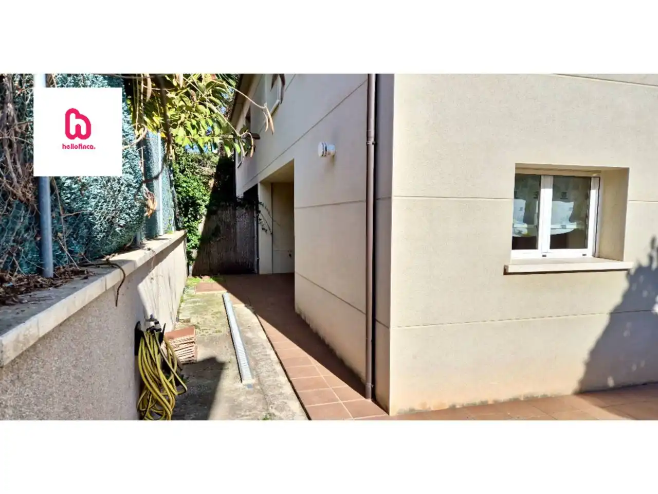 Casa aparellada amb jardí en venda a Calle Josep Munné Vidal, imagen 21