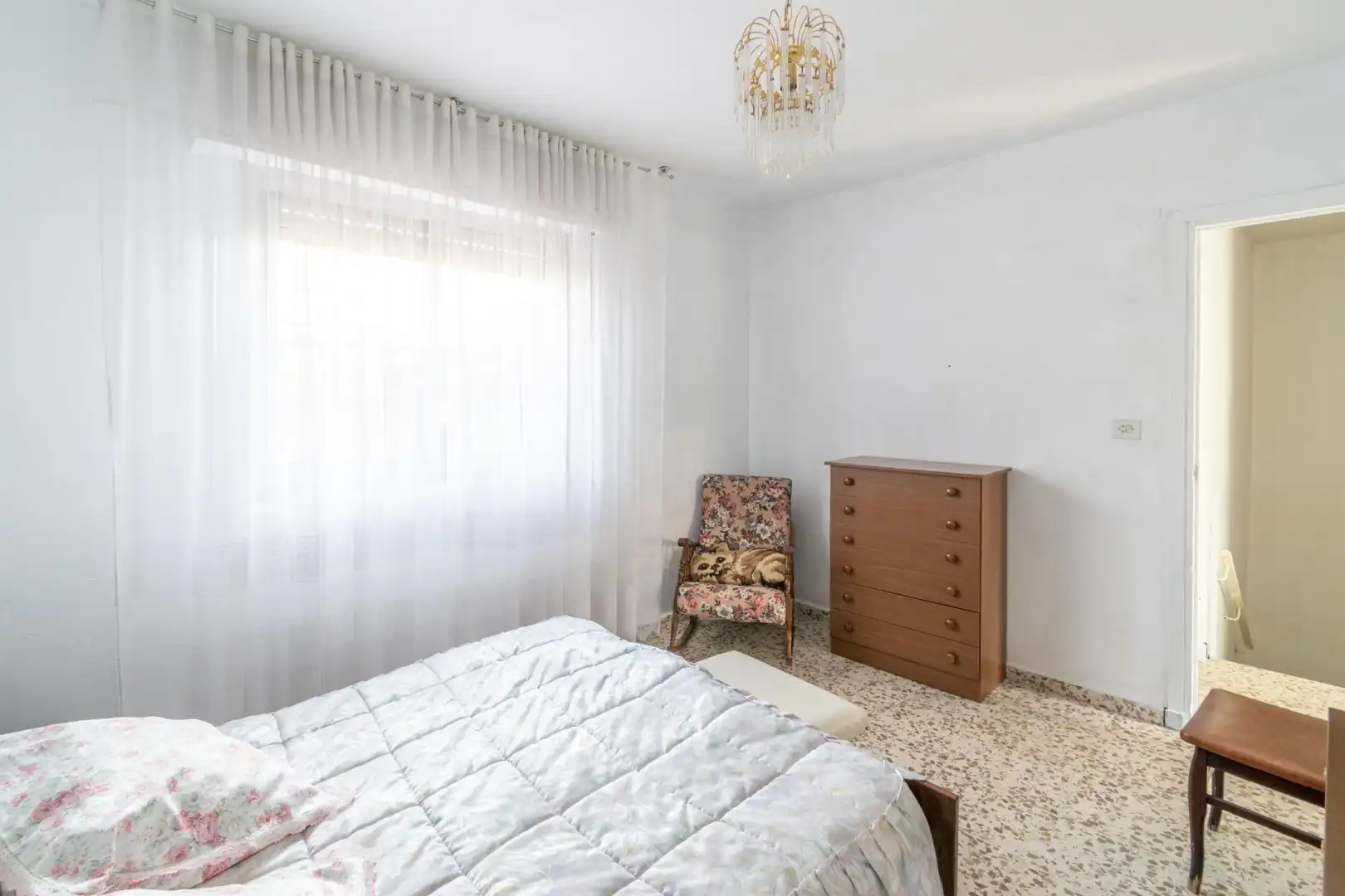Dormitori de Casa adosada en venda en Armilla amb Terrassa, Balcó i Alarma
