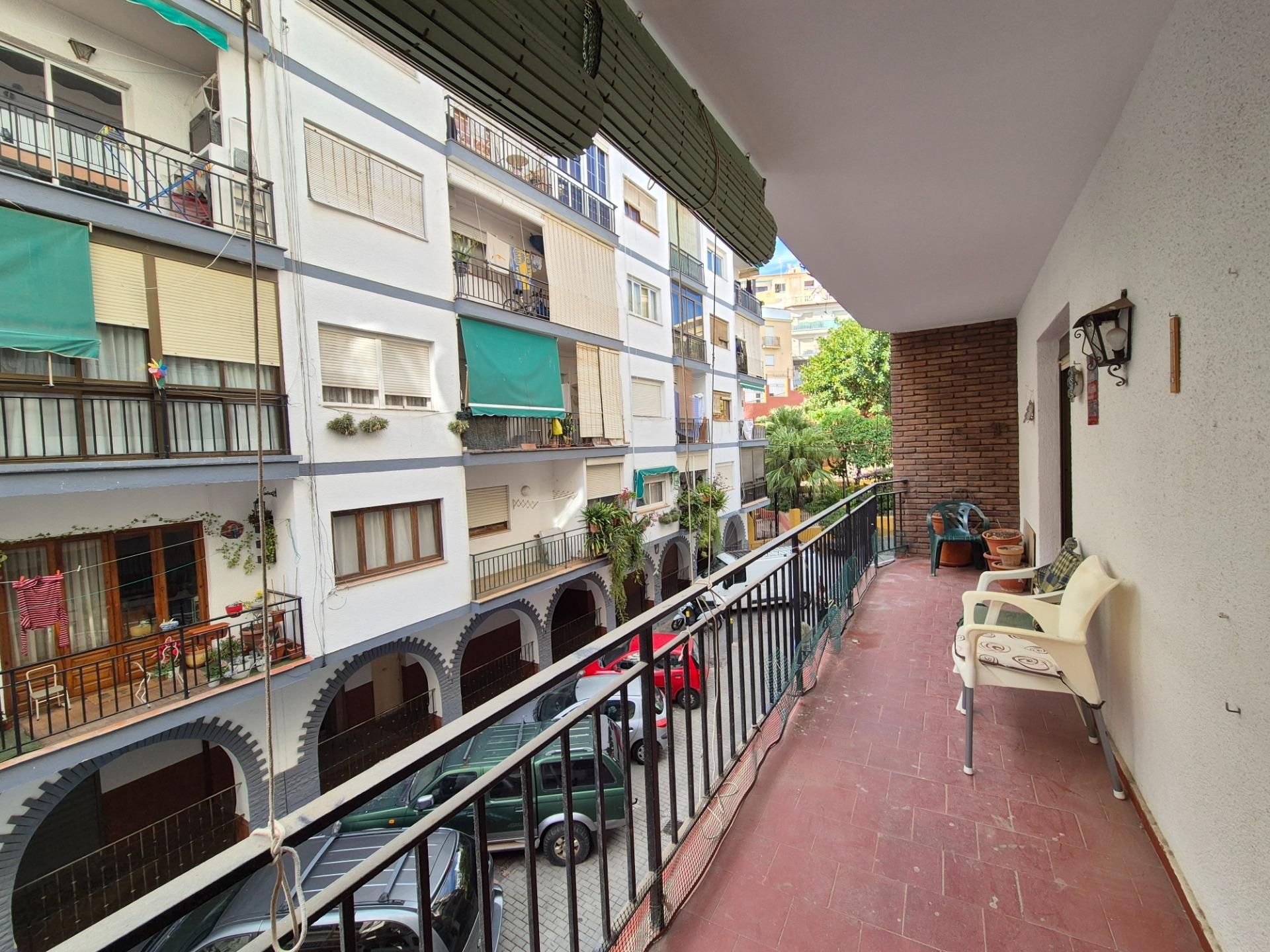 Vista exterior de Apartamento en venta en Almuñécar con Terraza