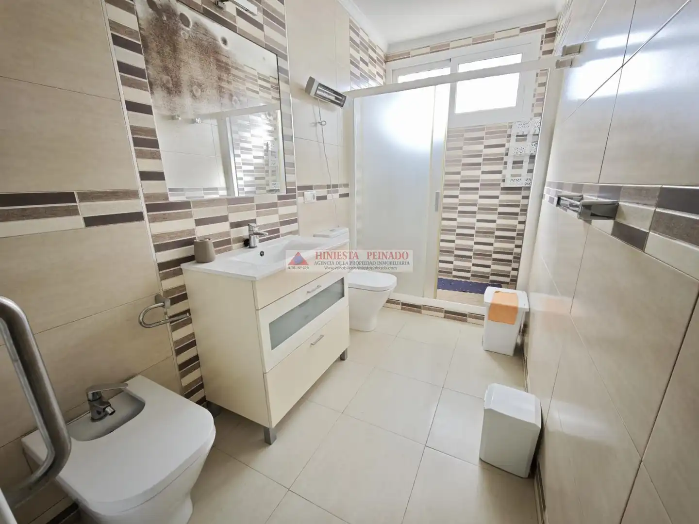 Dormitori de Casa o xalet en venda en El Puerto de Santa María amb Aire condicionat i Piscina