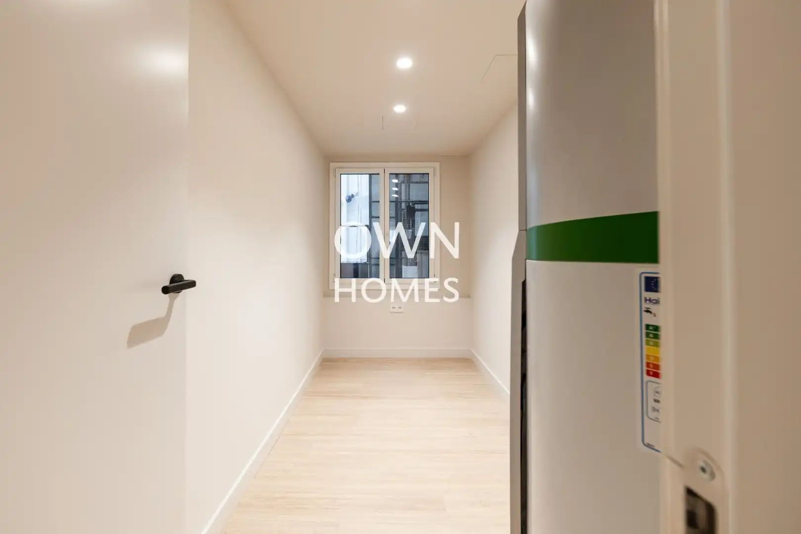 Flat for sale in Barcelona  with Air Conditioner, Heating and Private garden