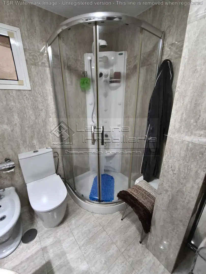 Baño de Piso en venta en Cádiz con Aire acondicionado, Terraza y Piscina comunitaria