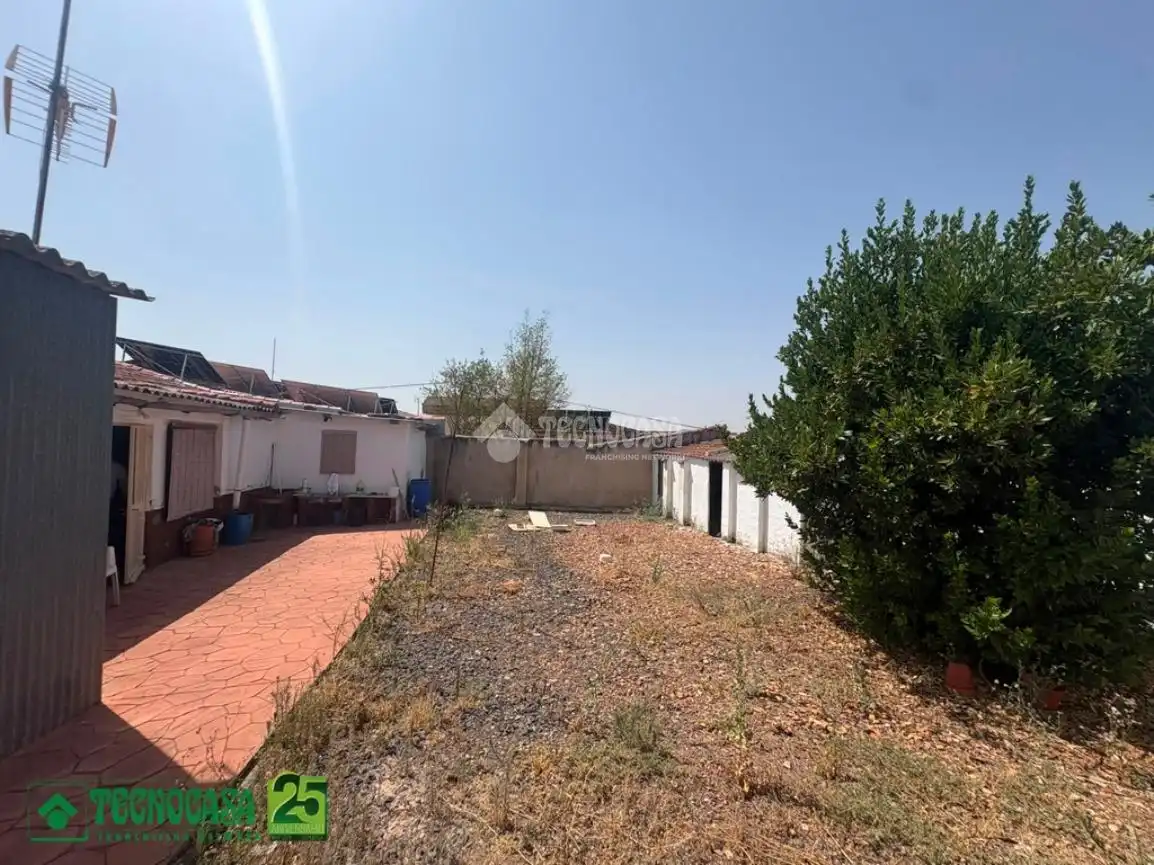 Casa adosada en venda en Piedrabuena
