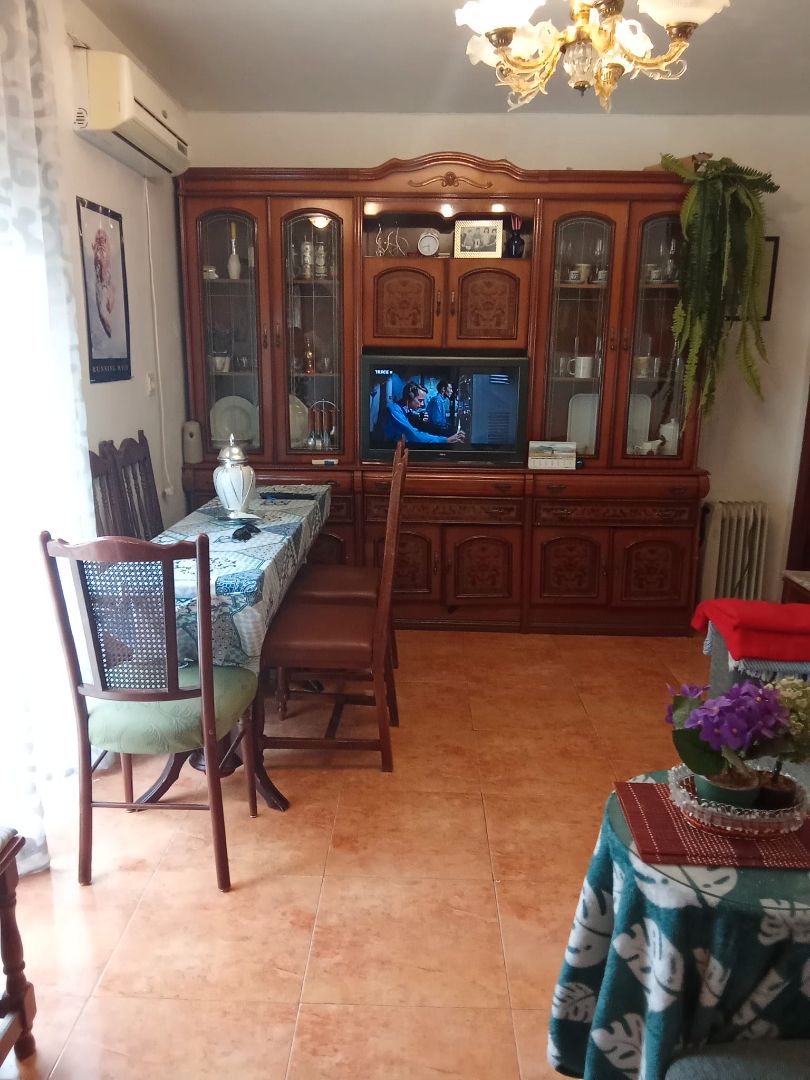Comedor de Piso en venta en  Jaén Capital con Amueblado