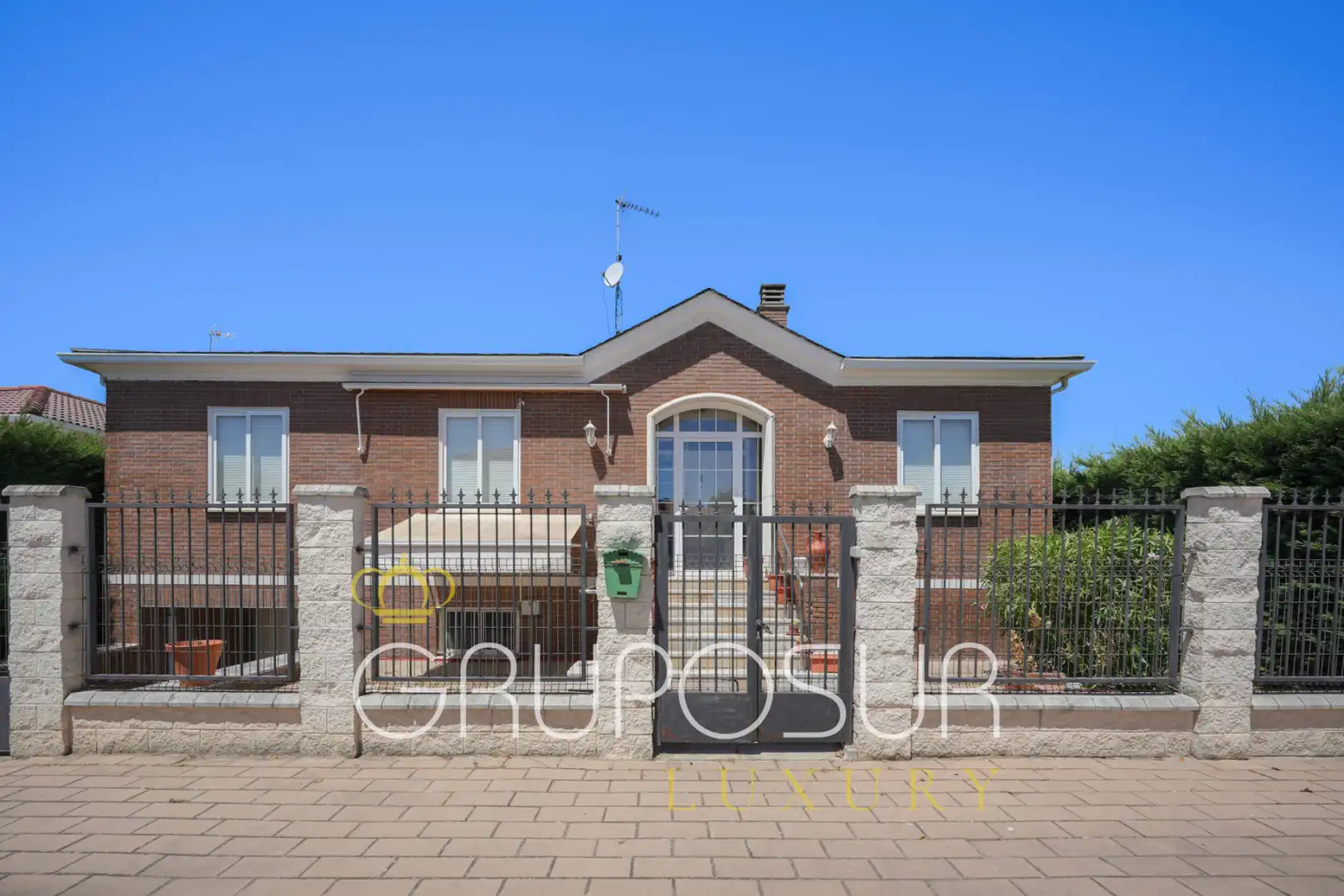Vista exterior de Casa o chalet en venta en Boecillo con Calefacción, Jardín privado y Terraza