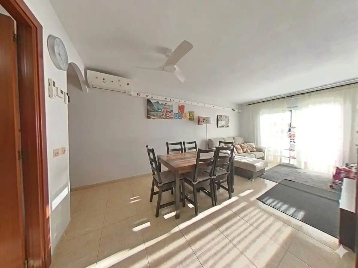 Comedor de Apartamento en venta en Palamós con Calefacción y Balcón