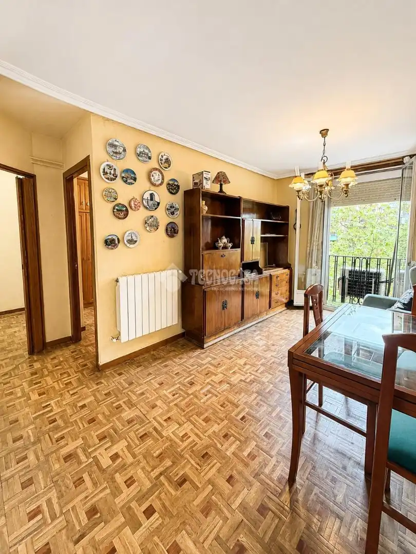 Dining room of Flat for sale in Madrid  with Air Conditioner and Heating