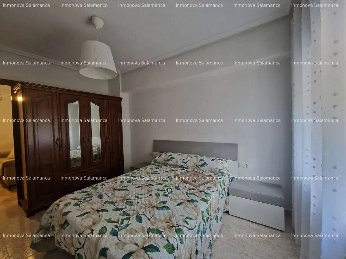 Habitación de Piso de alquiler en Salamanca con Calefacción, Terraza y Amueblado