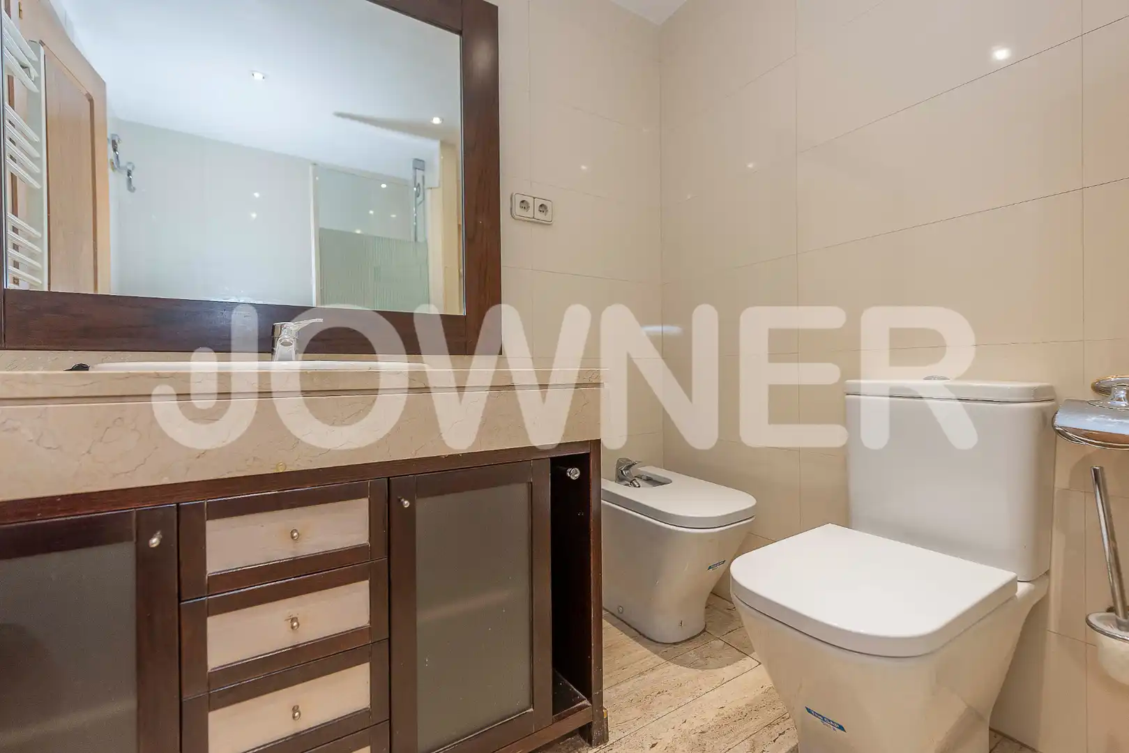 Badezimmer von Wohnung zur Miete in Madrid mit Klimaanlage, Heizung und Terrasse