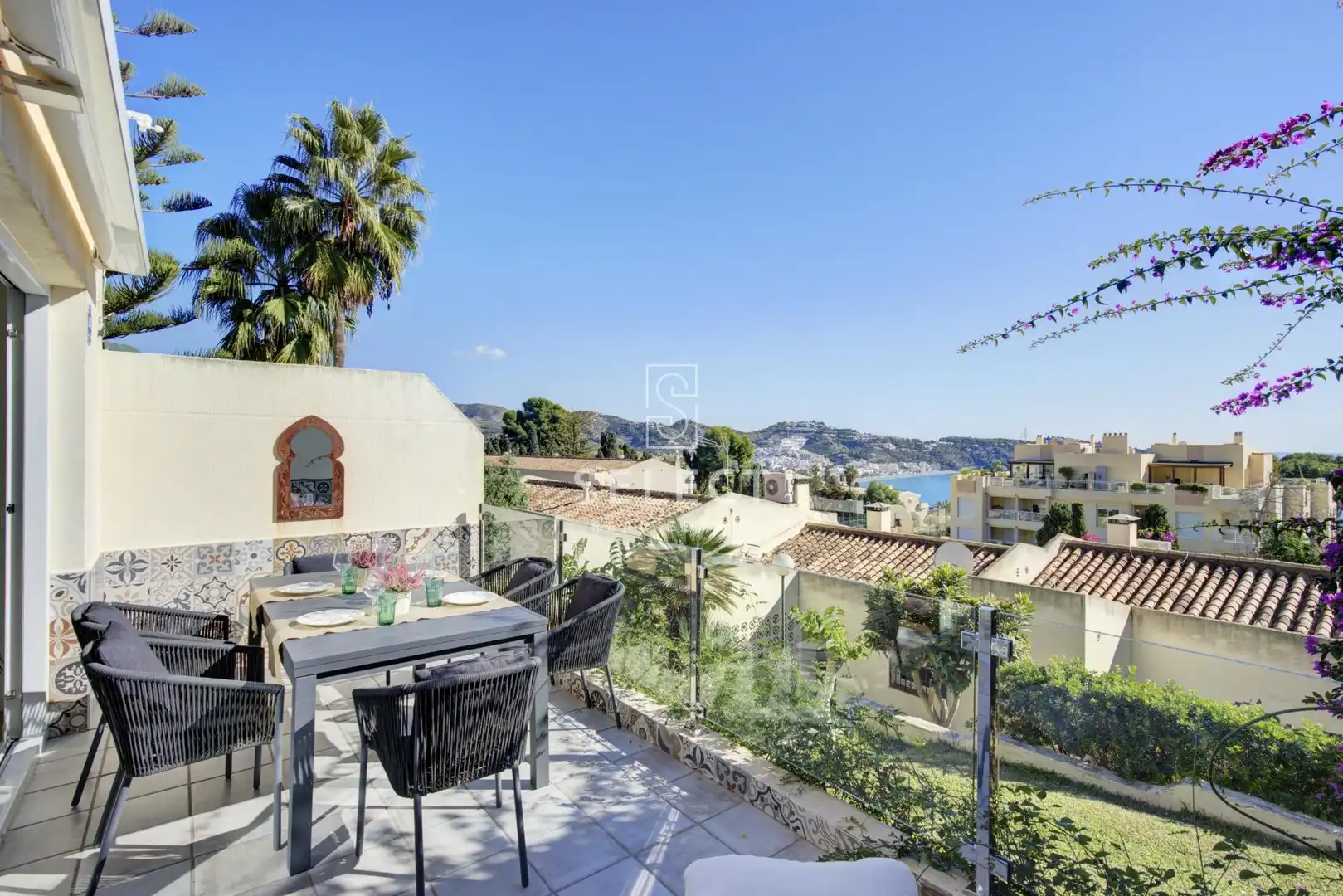 Exterior view of Detached homes for sale in Almuñécar  with Air Conditioner, Terrace and Balcony