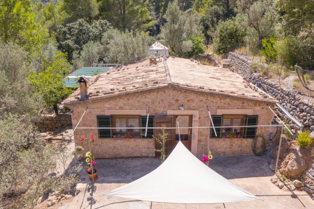 Exterior view of Country house for sale in Sóller  with Air Conditioner, Terrace and Storage room