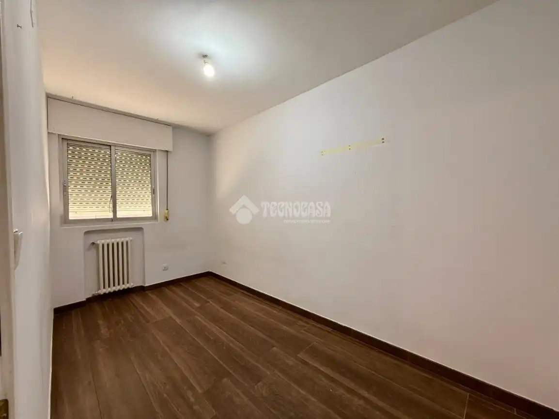 Bedroom of Flat for sale in Moratalaz