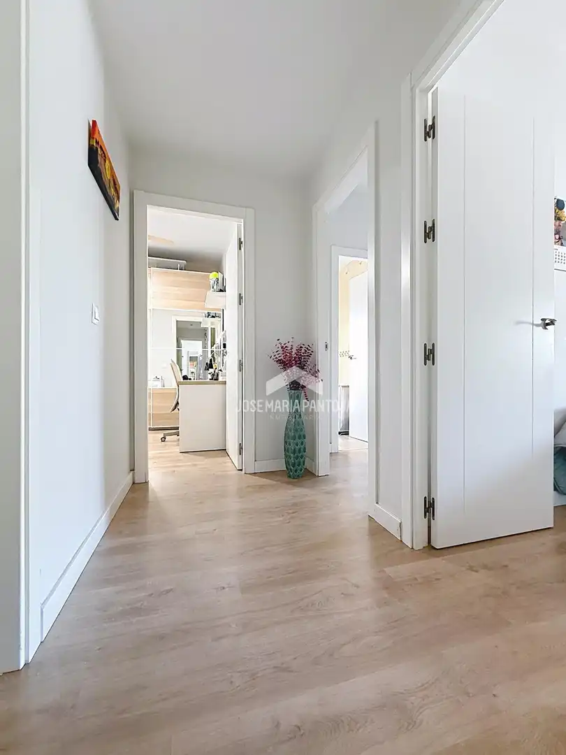 Flat for sale in Jerez de la Frontera  with Air Conditioner, Private garden and Parquet flooring