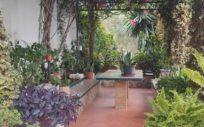 Terrasse von Haus oder Chalet zum verkauf in  Ceuta Capital mit Privatgarten, Abstellraum und Schwimmbad