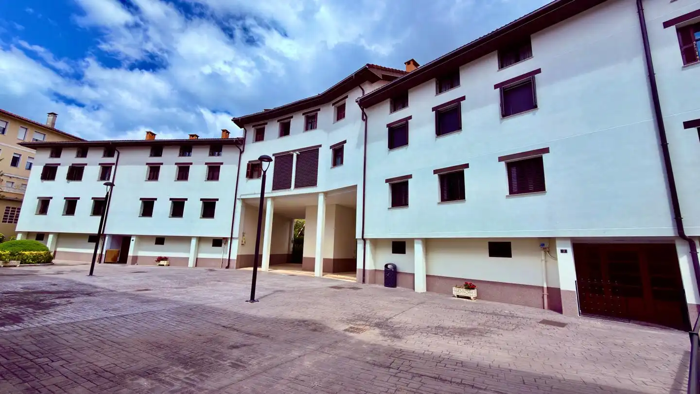 Vista exterior de Pis en venda en Zaldibar