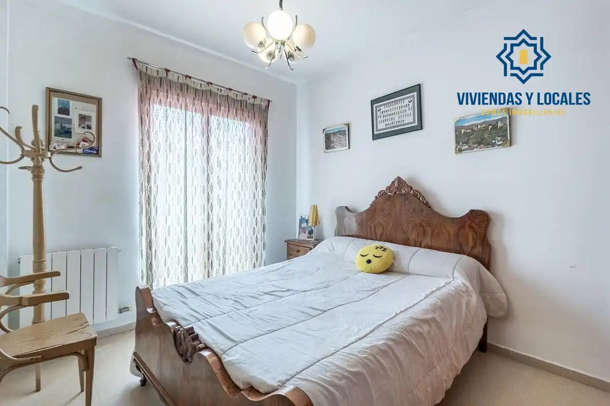 Casa aparellada amb terrassa en venda a Camino Camino Cementerio, imagen 23