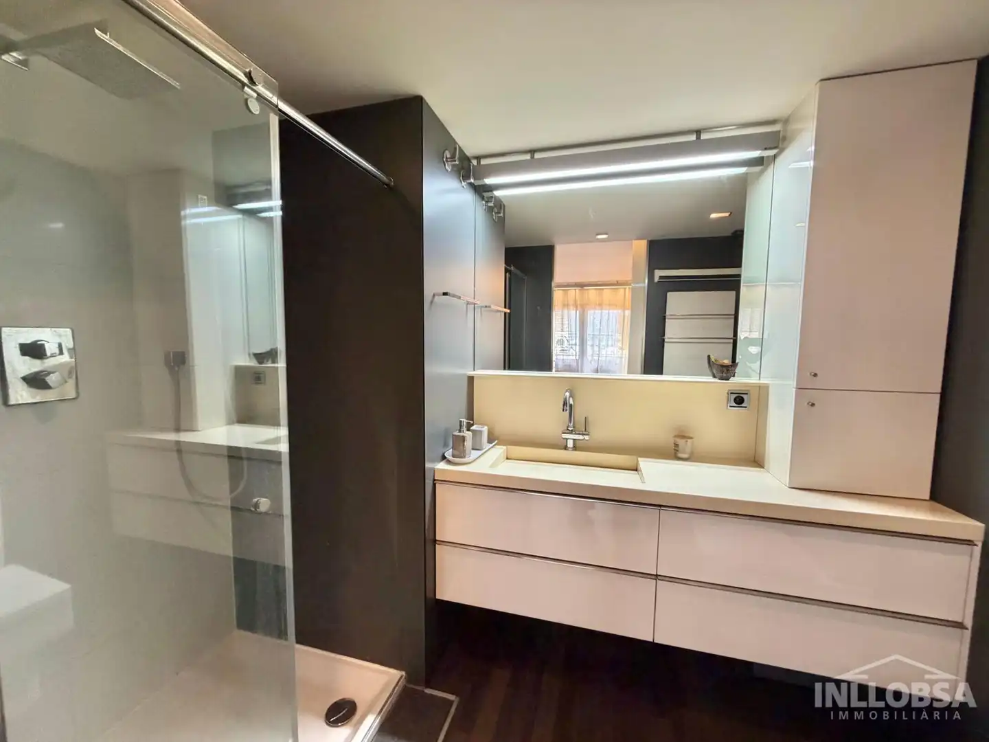 Baño de Piso de alquiler en Manresa con Aire acondicionado, Calefacción y Parquet