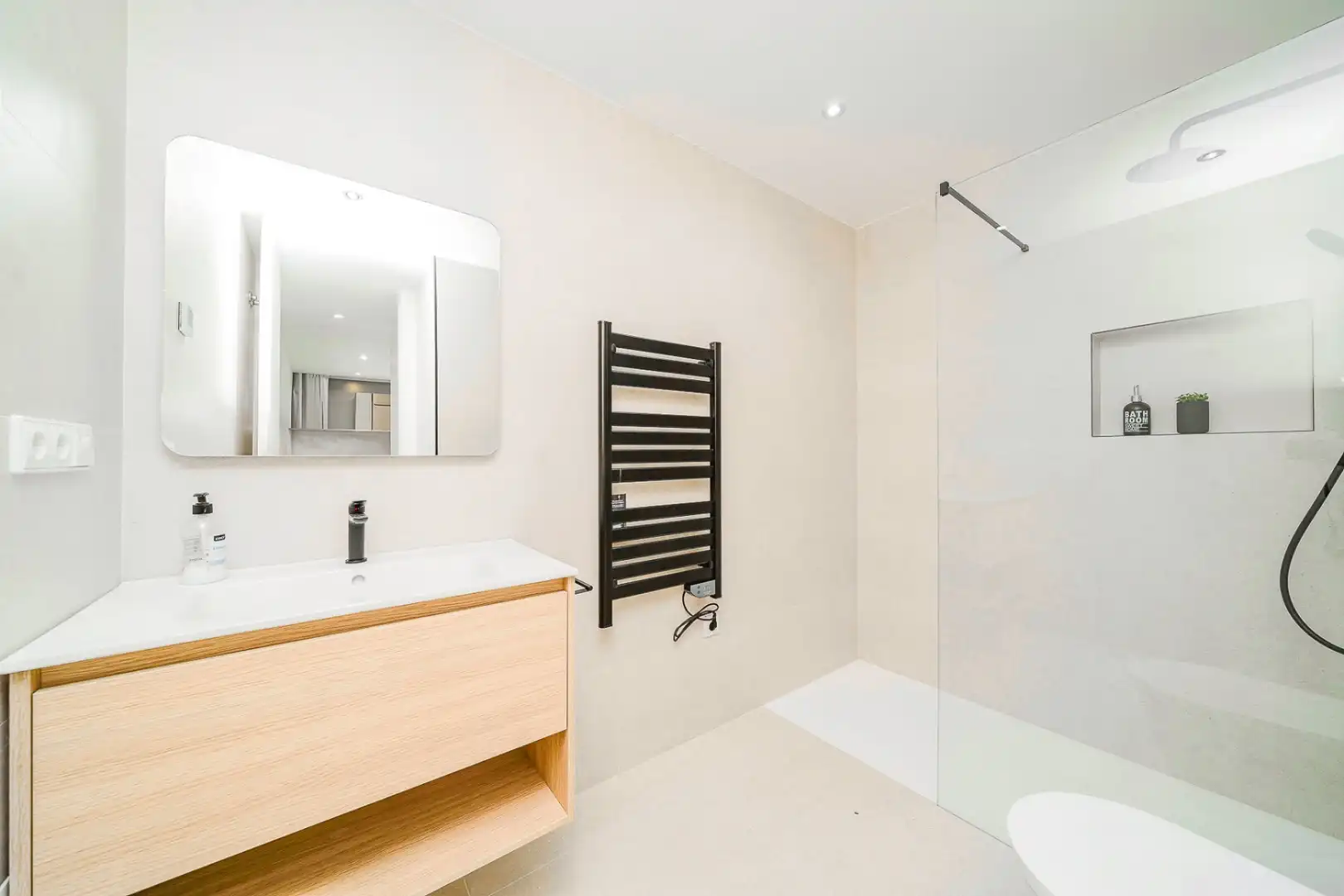Bathroom of Apartments for sale in Orihuela Costa