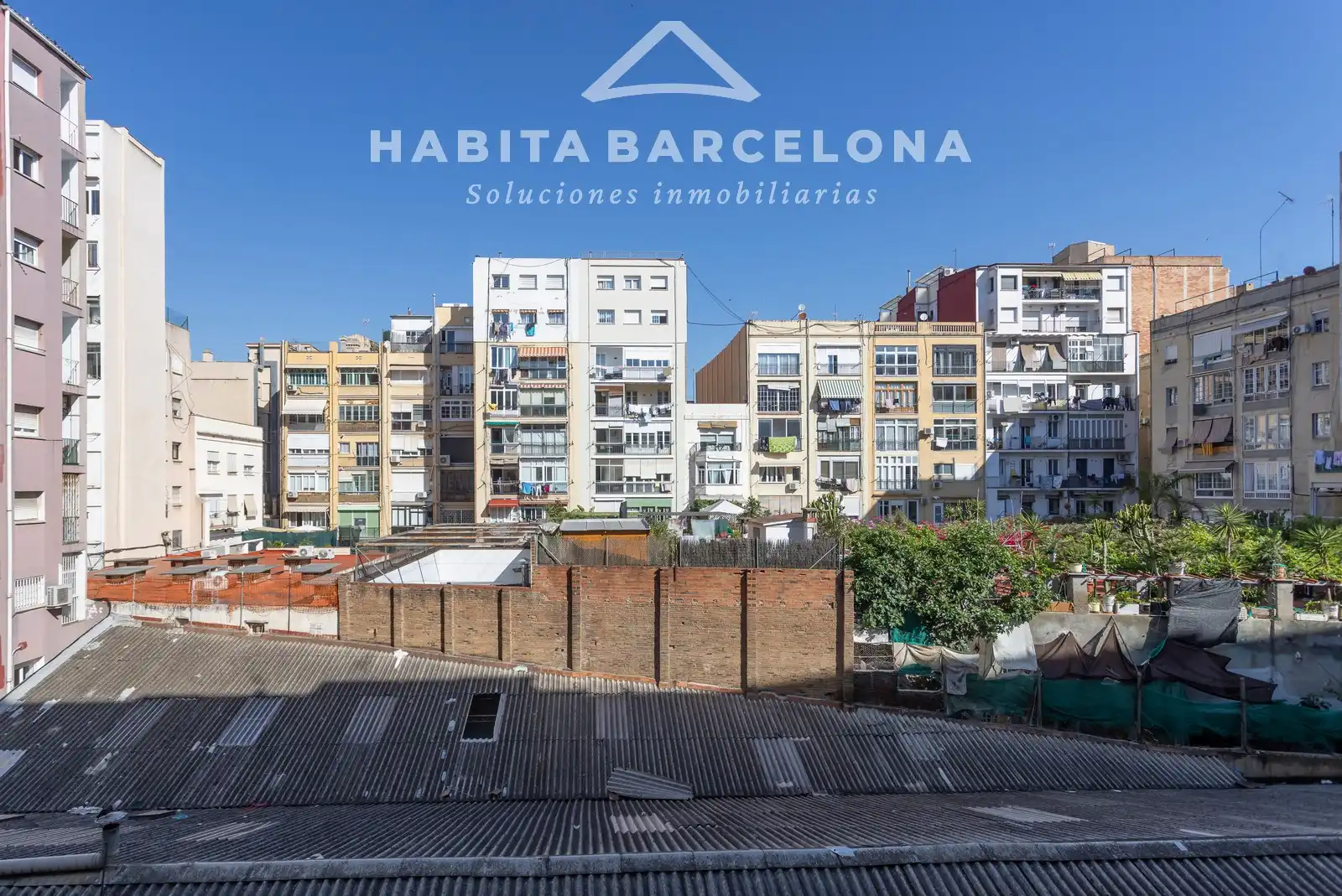 Vista exterior de Piso de alquiler en Barcelona con Aire acondicionado, Calefacción y Parquet
