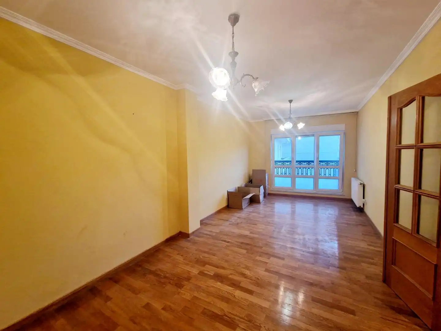 Living room of Flat for sale in Ribadeo  with Heating, Parquet flooring and Storage room