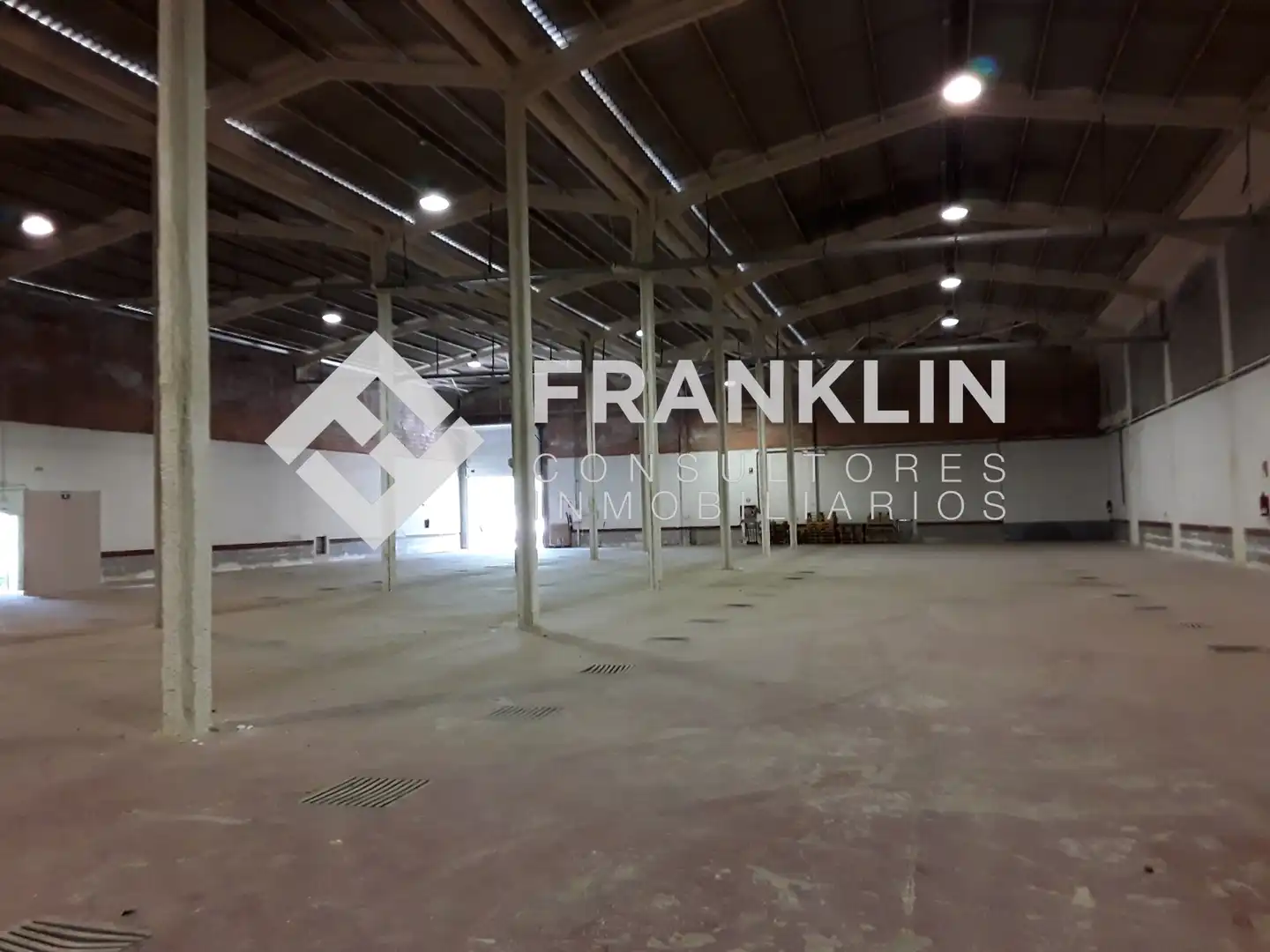 Fabrikhallen zur Miete in La Garriga