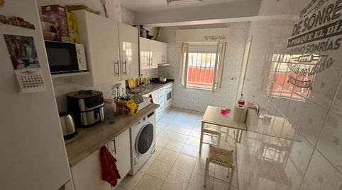 Amplia vivienda con terraza en Avenida Virgen del Carmen, Algeciras, imatge 4