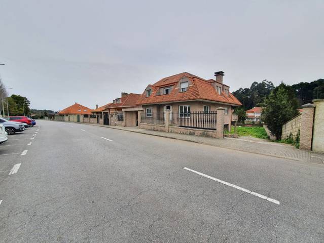 Casa-chalet en Venta en Rúa da Granxa do Vento en Cea