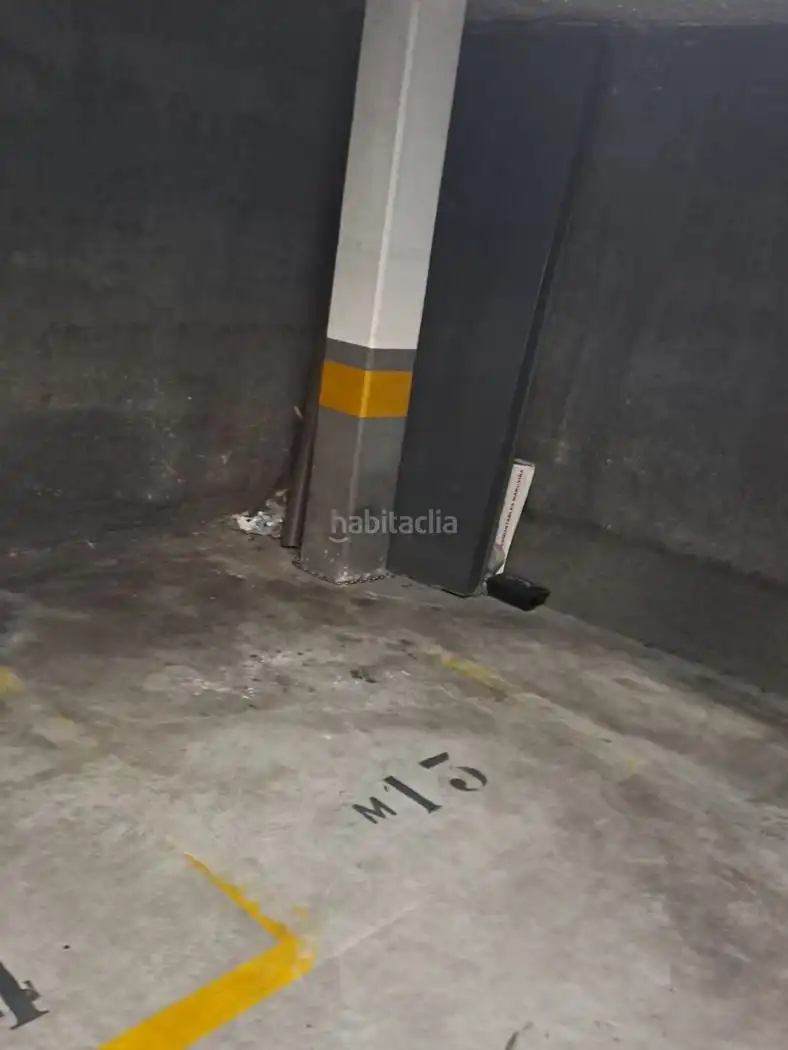 Parkplatz zur Miete in Avenida de la Constitucion 40, imagen 4