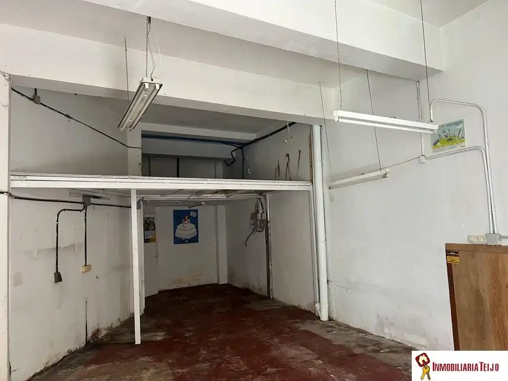 Local comercial en venta en Canido, imagen 2